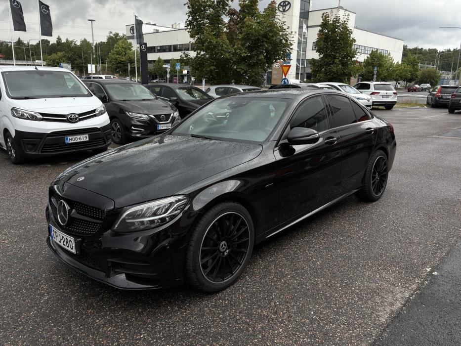MERCEDES-BENZ C 2020