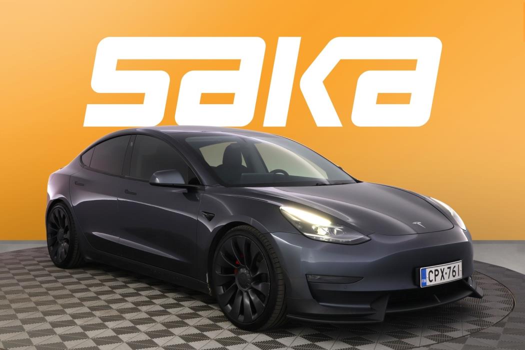 TESLA Model 3 2021