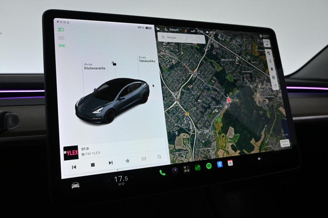 TESLA Model 3 2021