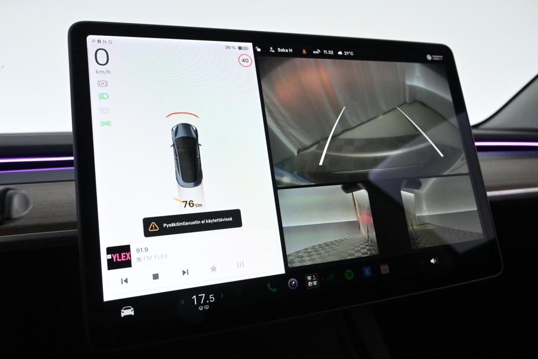TESLA Model 3 2021