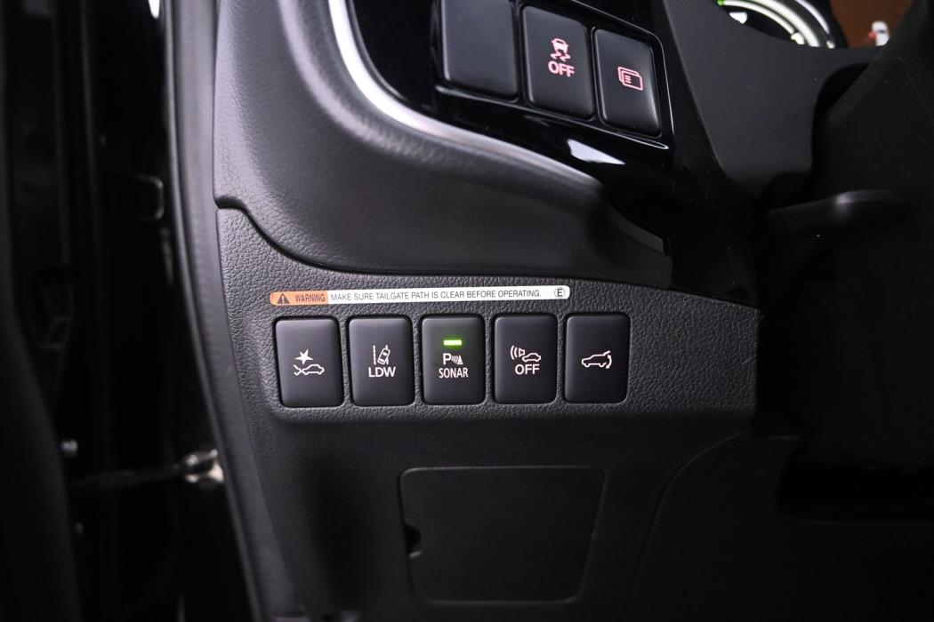 MITSUBISHI Outlander 2018