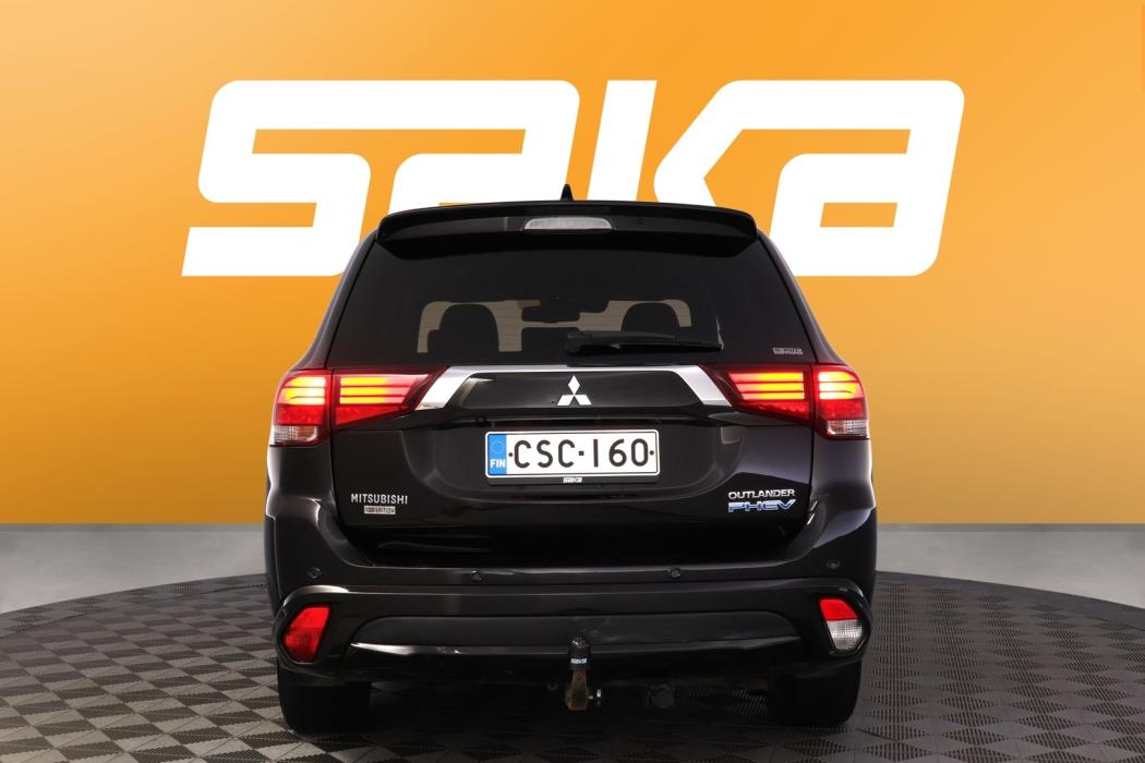 MITSUBISHI Outlander 2018