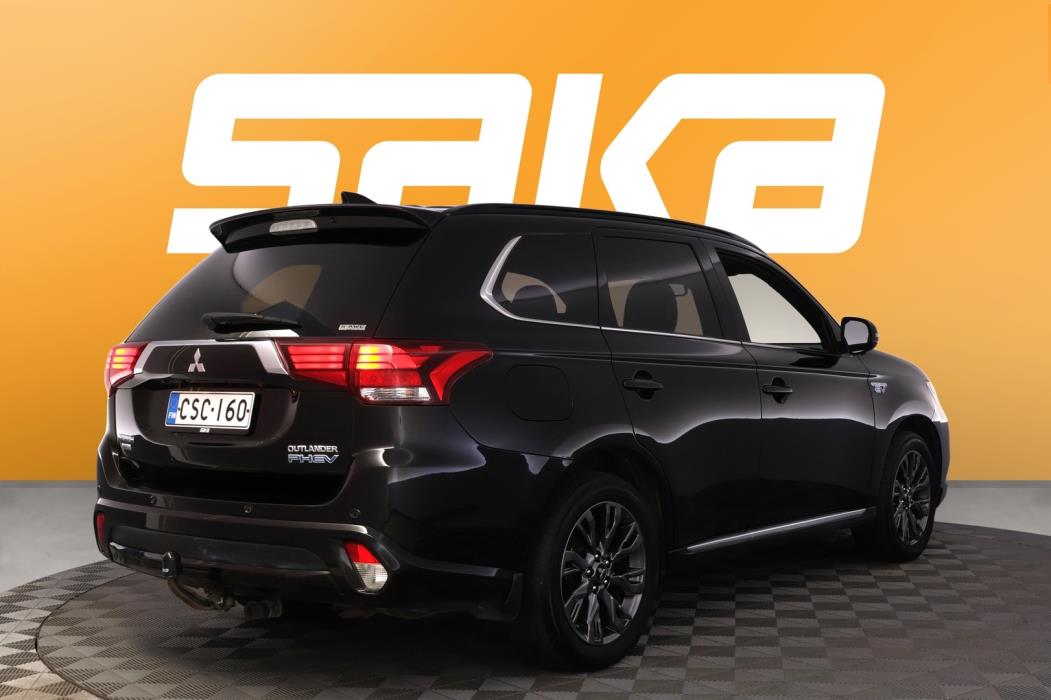 MITSUBISHI Outlander 2018
