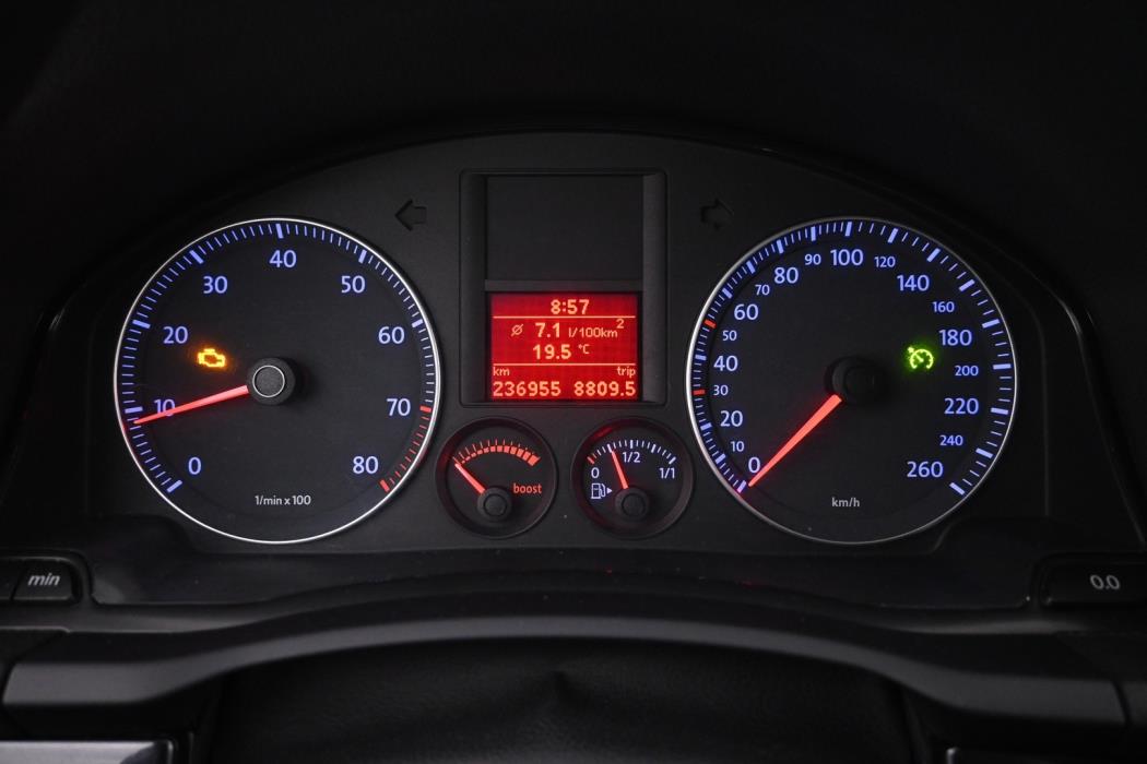 VOLKSWAGEN Golf 2006