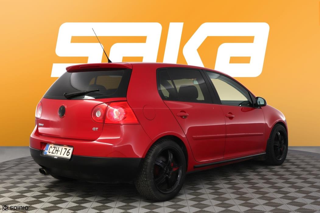 VOLKSWAGEN Golf 2006