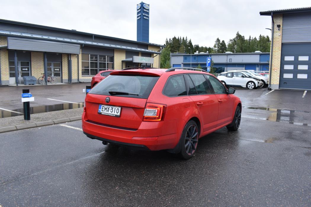 SKODA Octavia 2015