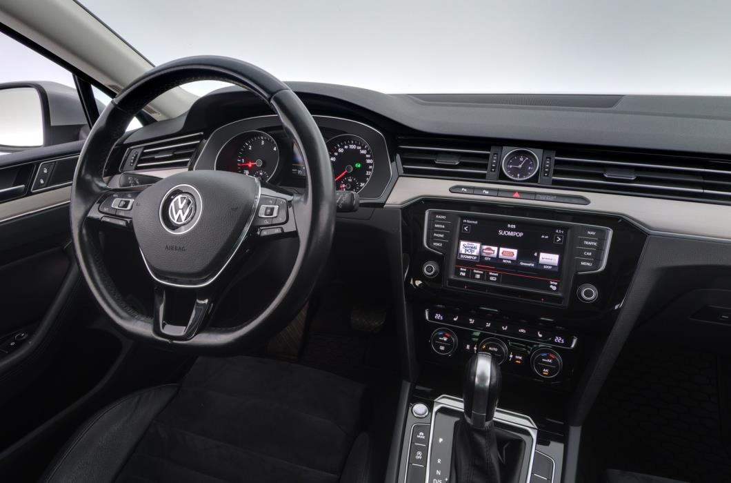 VOLKSWAGEN Passat 2015
