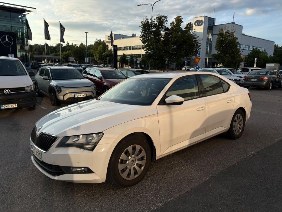 SKODA Superb 2016