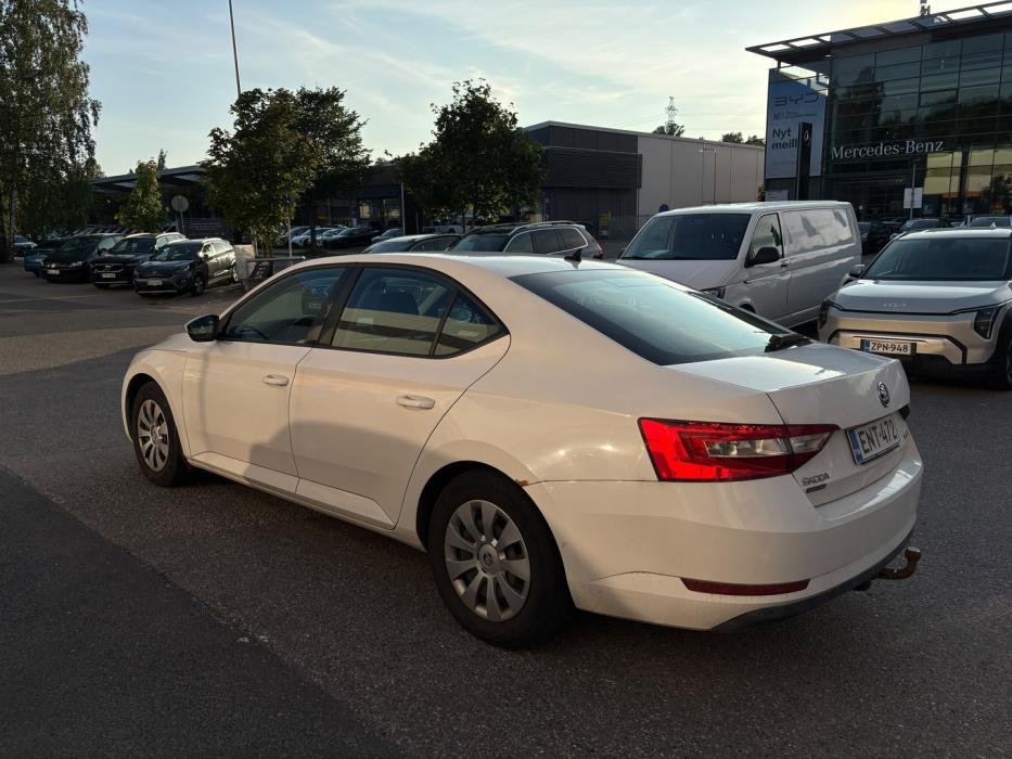 SKODA Superb 2016