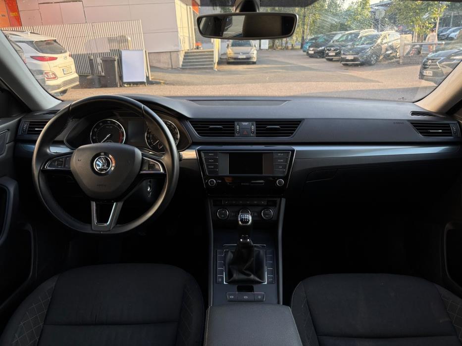 SKODA Superb 2016