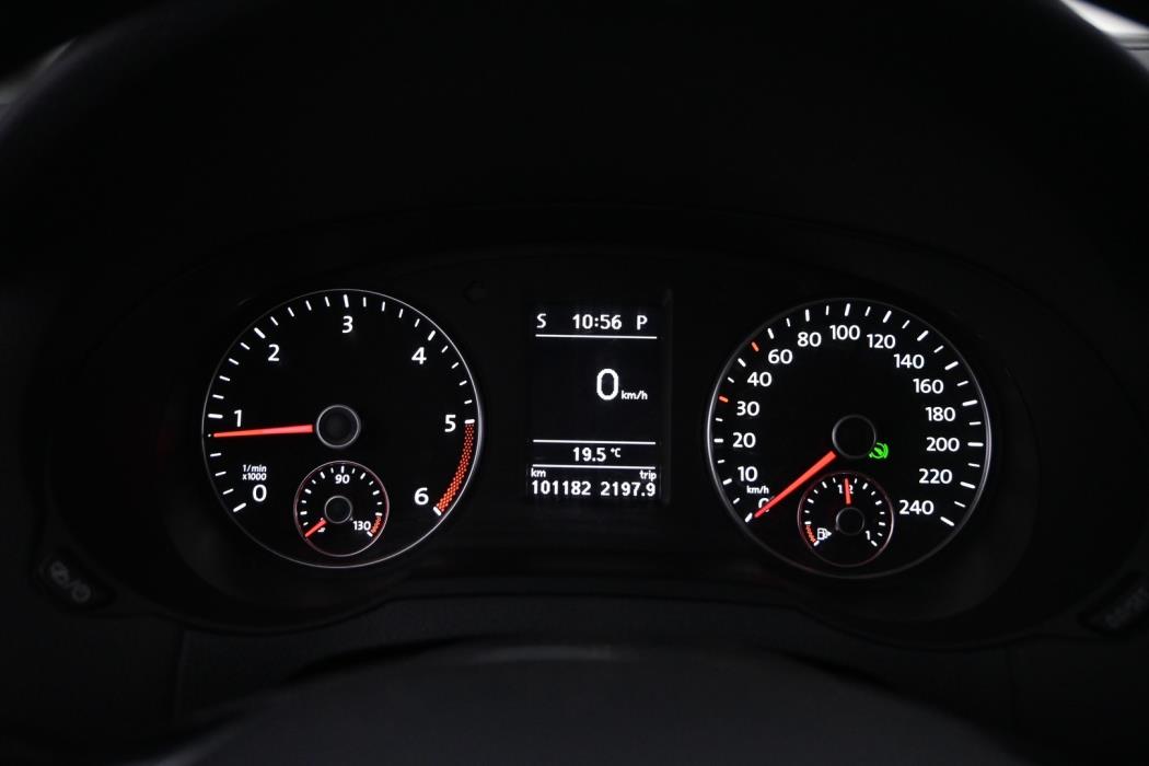 VOLKSWAGEN Sharan 2016