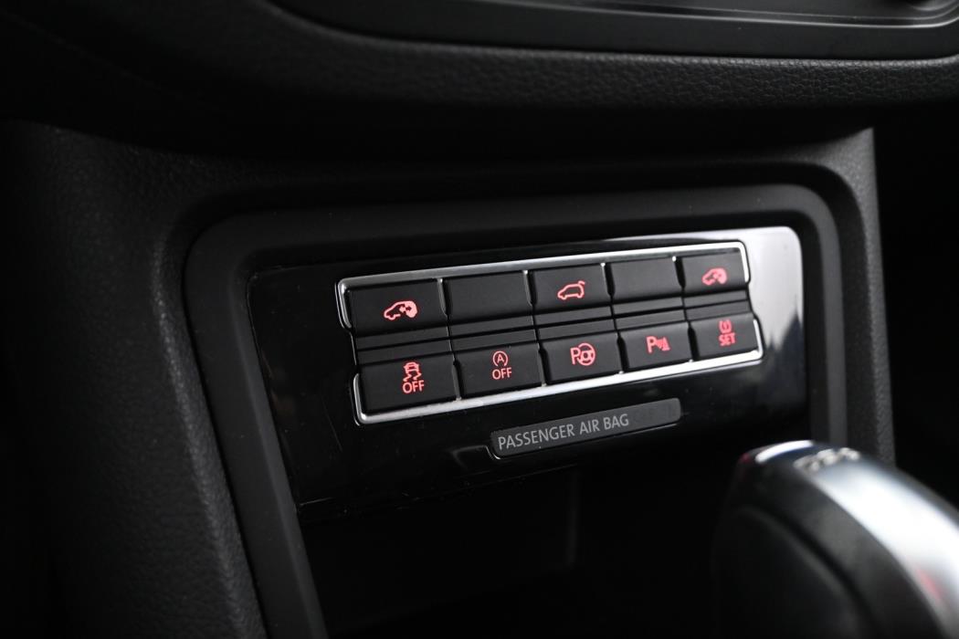 VOLKSWAGEN Sharan 2016