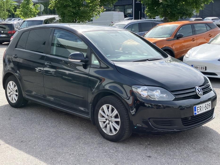 VOLKSWAGEN Golf Plus 2011