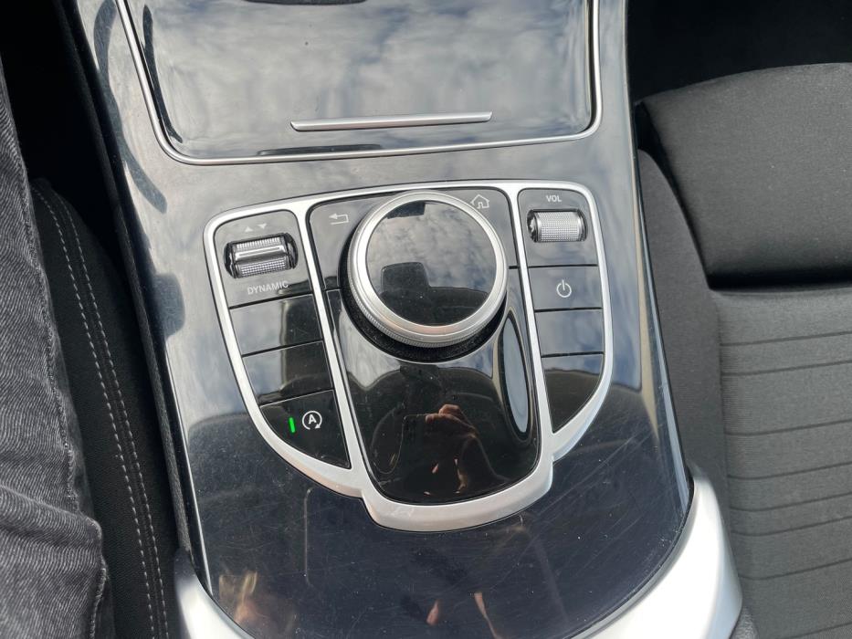 MERCEDES-BENZ C 2020