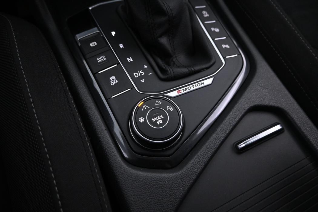 VOLKSWAGEN Tiguan 2017