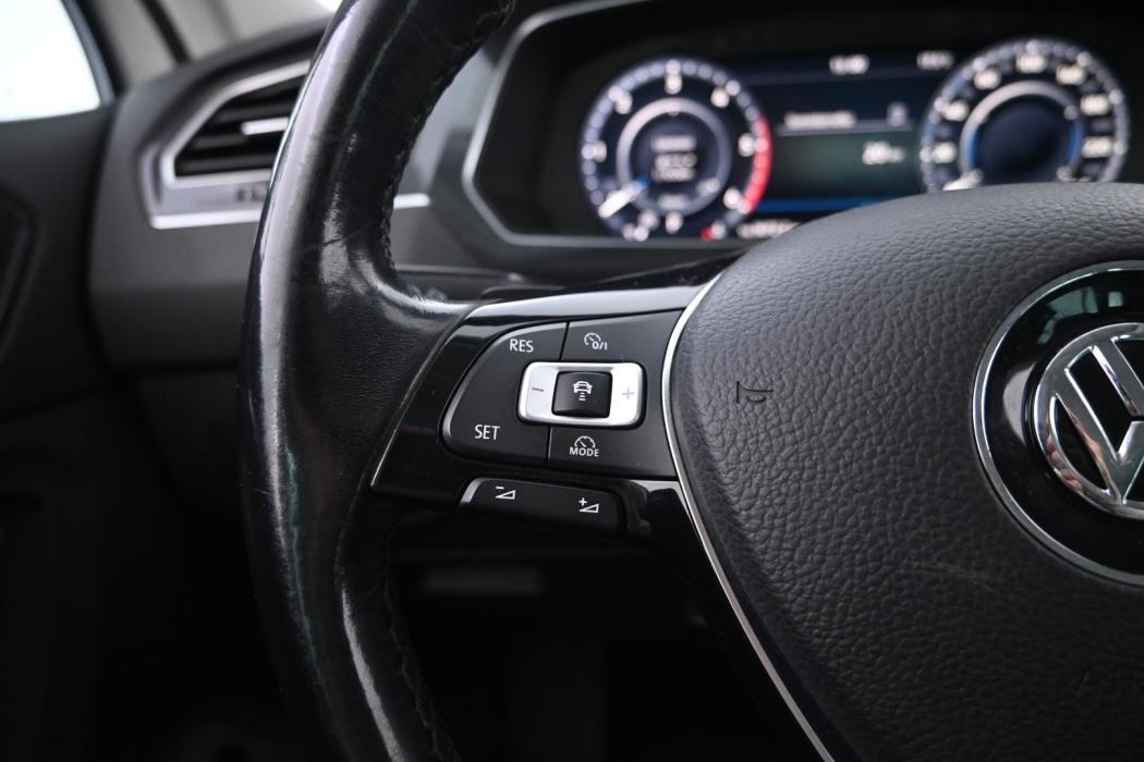 VOLKSWAGEN Tiguan 2017