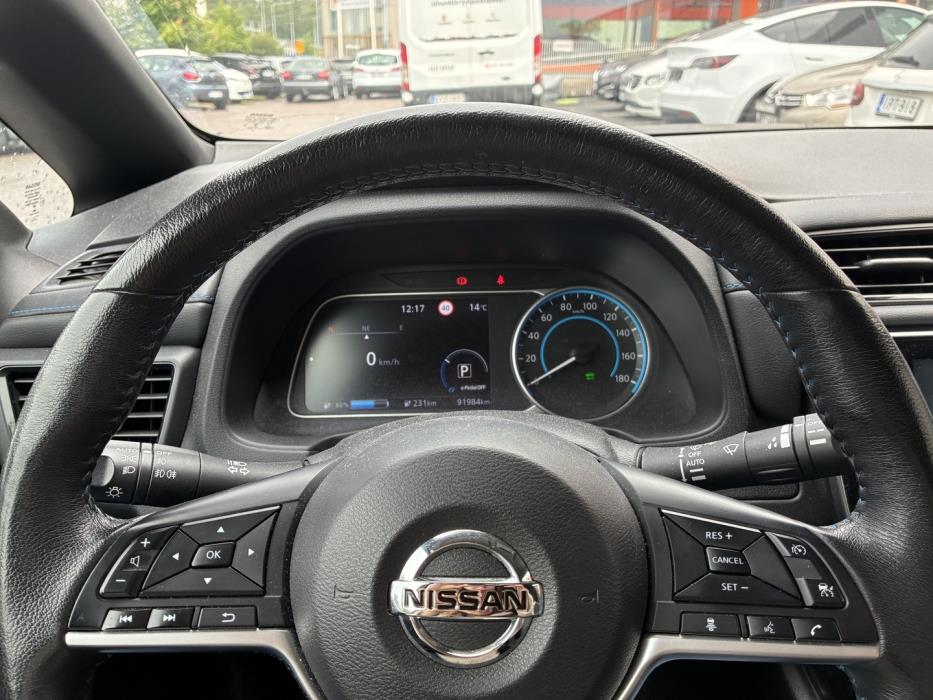 NISSAN Leaf 2022