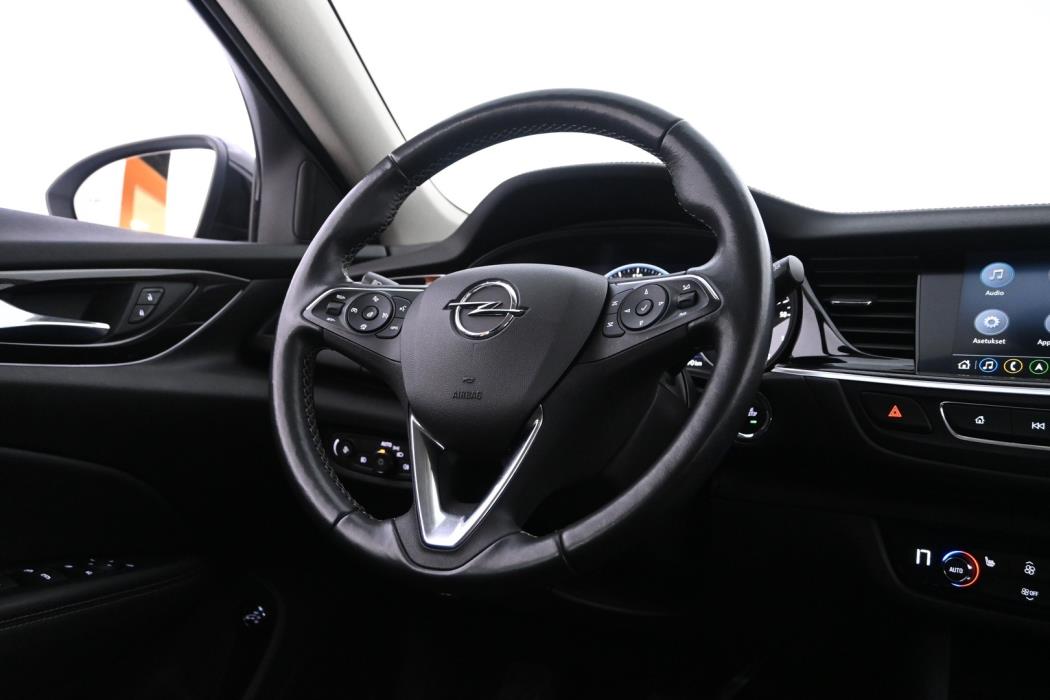 OPEL Insignia 2022