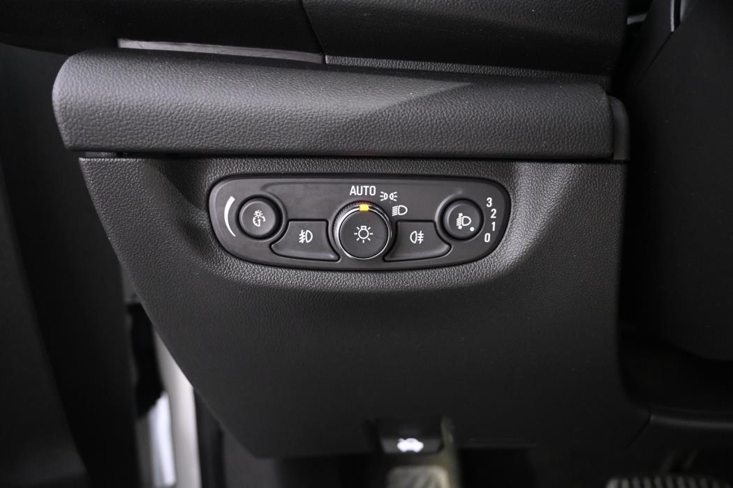 OPEL Insignia 2022