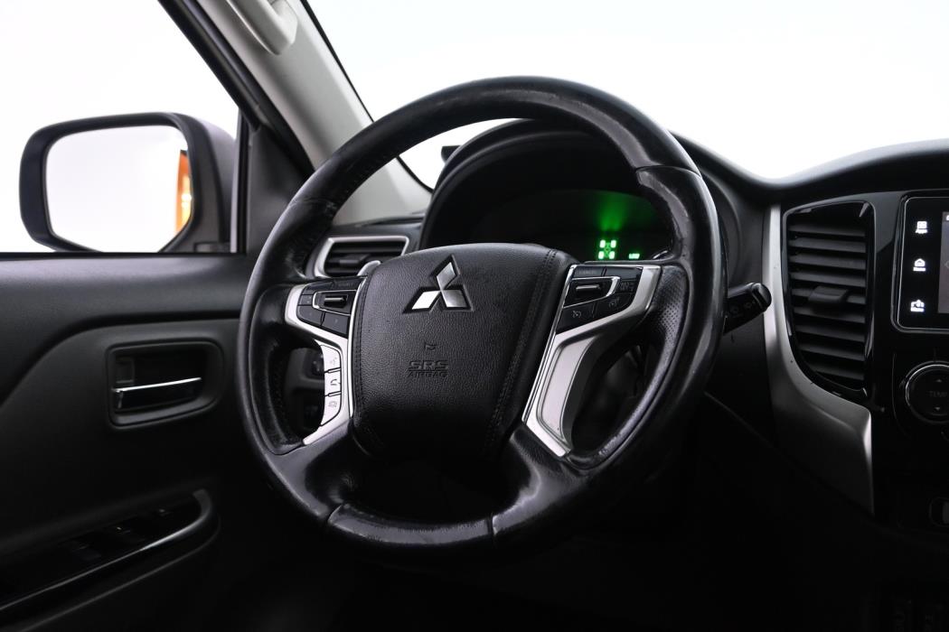 MITSUBISHI L200 2017