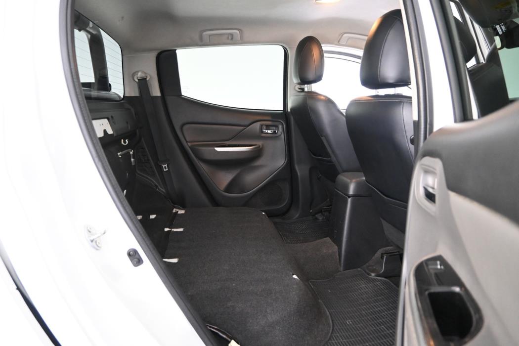 MITSUBISHI L200 2017