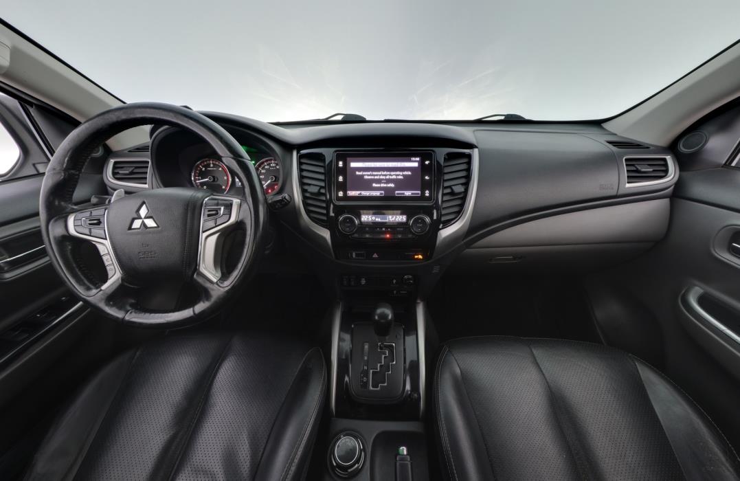 MITSUBISHI L200 2017