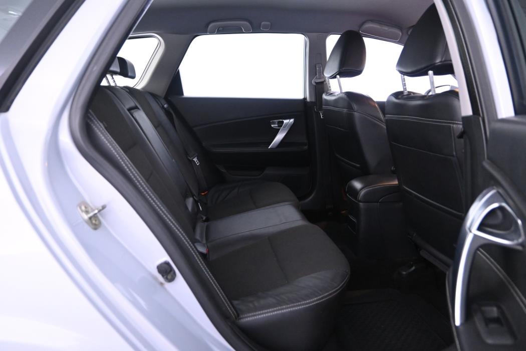 NISSAN Primera 2007