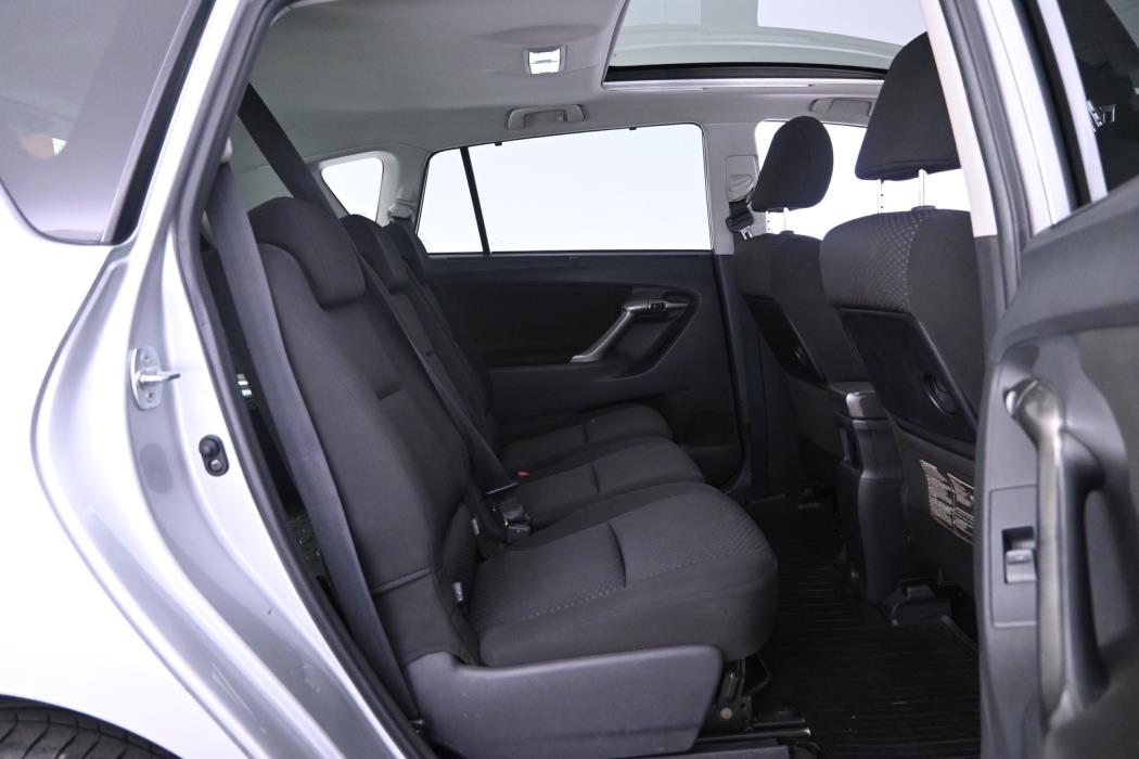 TOYOTA Verso 2010