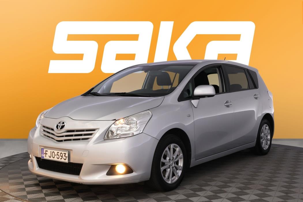 TOYOTA Verso 2010