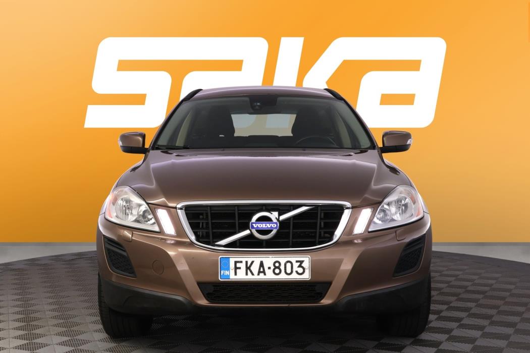 VOLVO XC60 2011