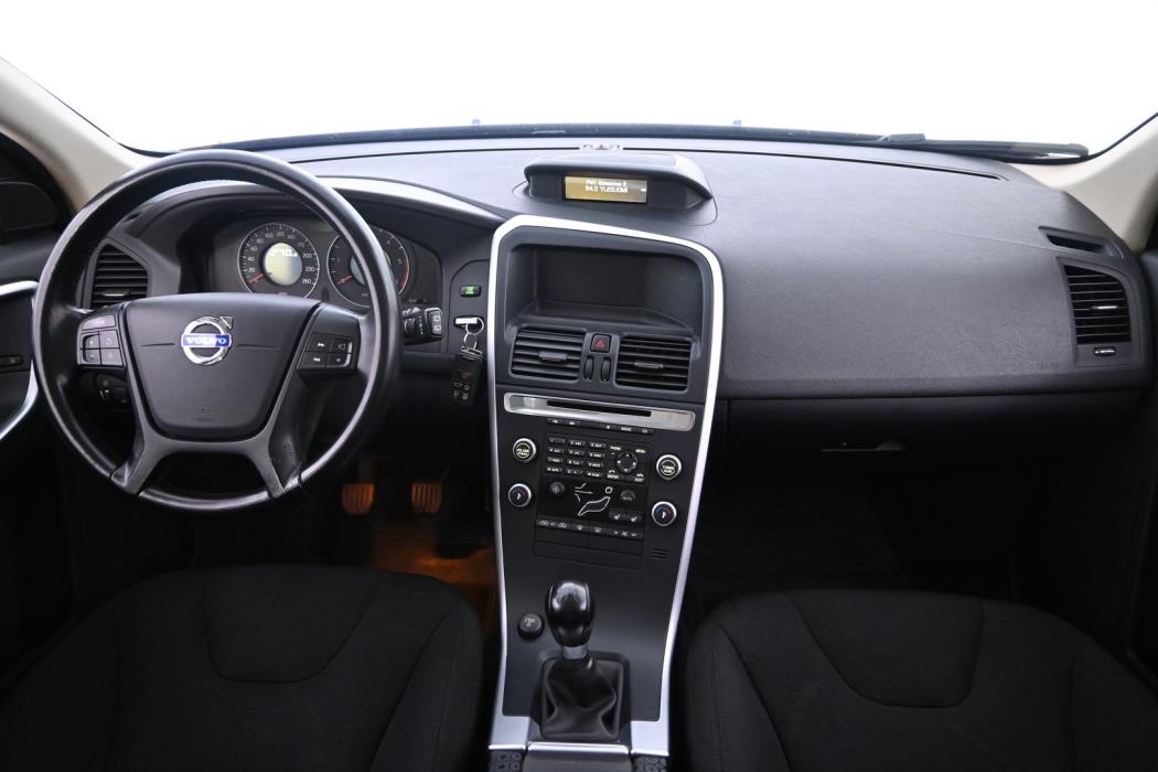 VOLVO XC60 2011