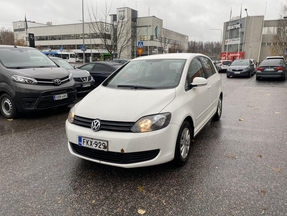 VOLKSWAGEN Golf Plus 2011