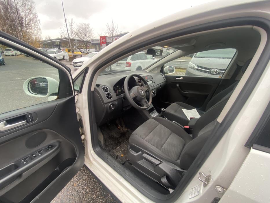 VOLKSWAGEN Golf Plus 2011