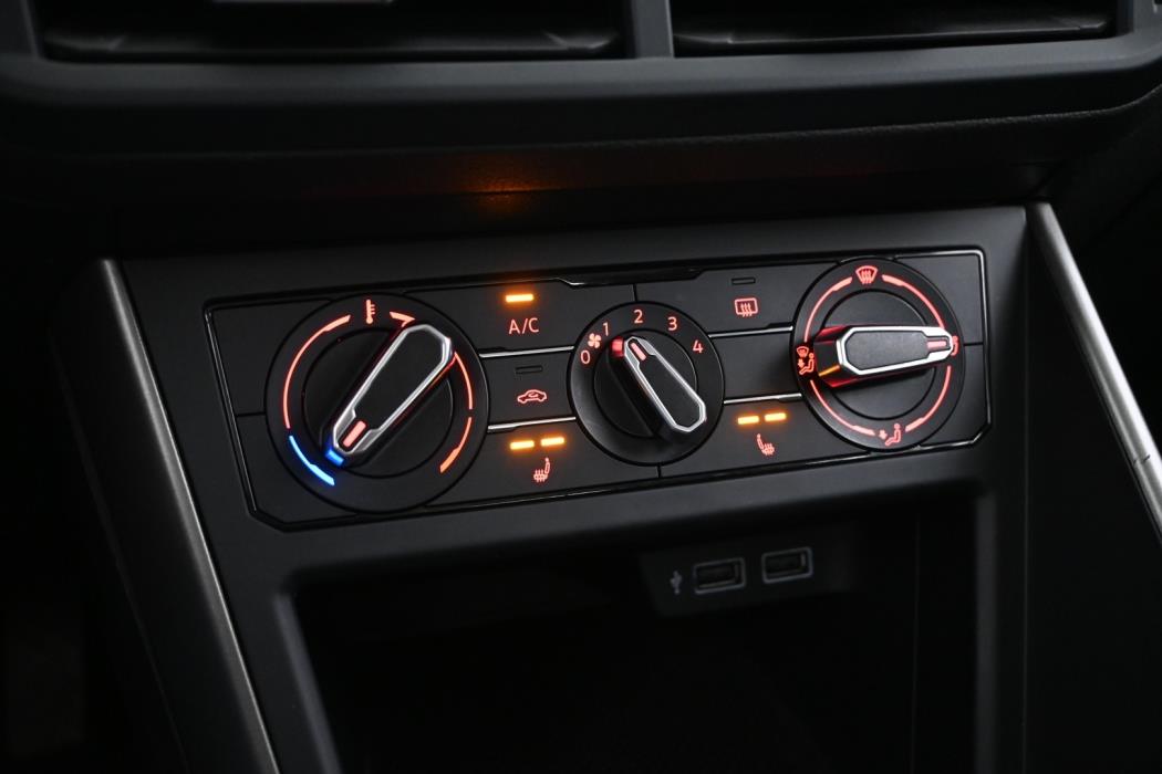 VOLKSWAGEN Polo 2018