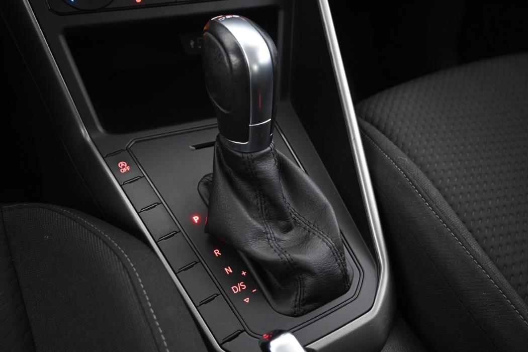 VOLKSWAGEN Polo 2018