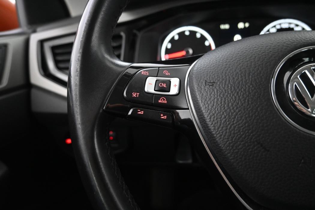 VOLKSWAGEN Polo 2018