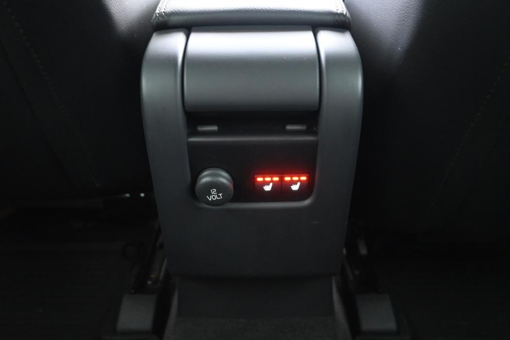 VOLVO XC60 2017