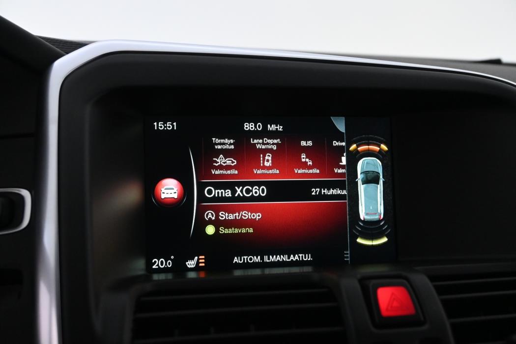 VOLVO XC60 2017