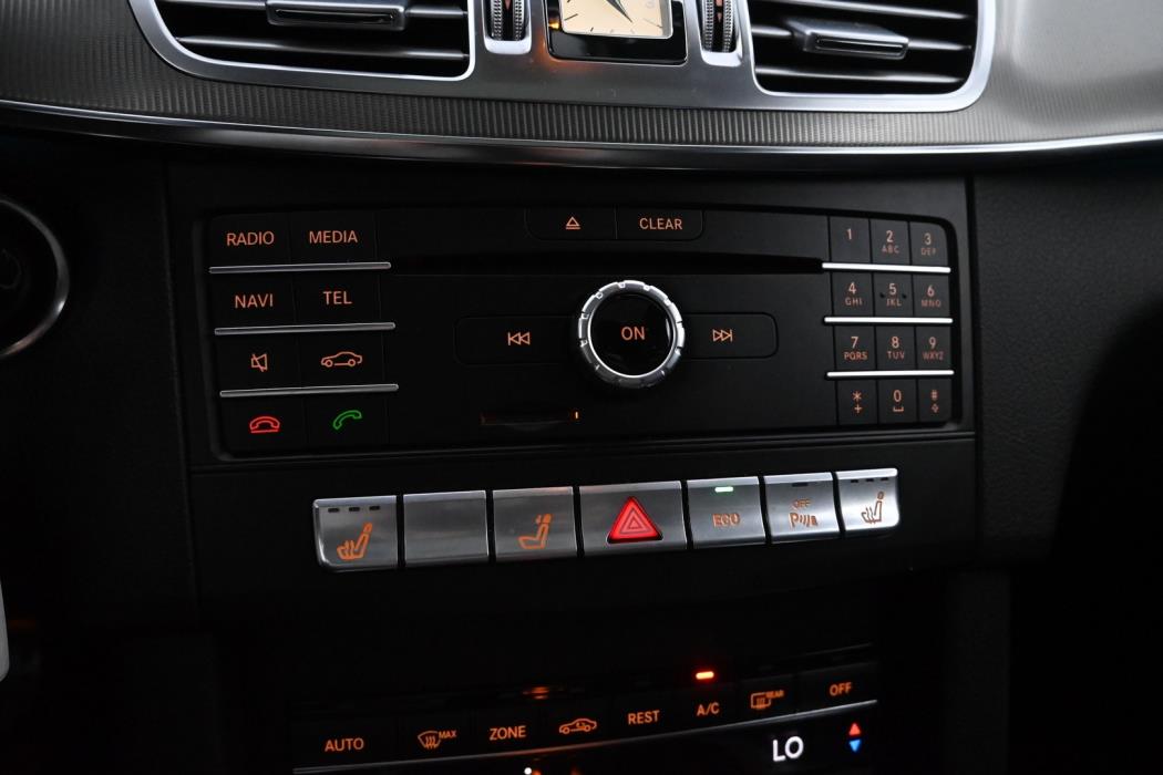 MERCEDES-BENZ E 2016