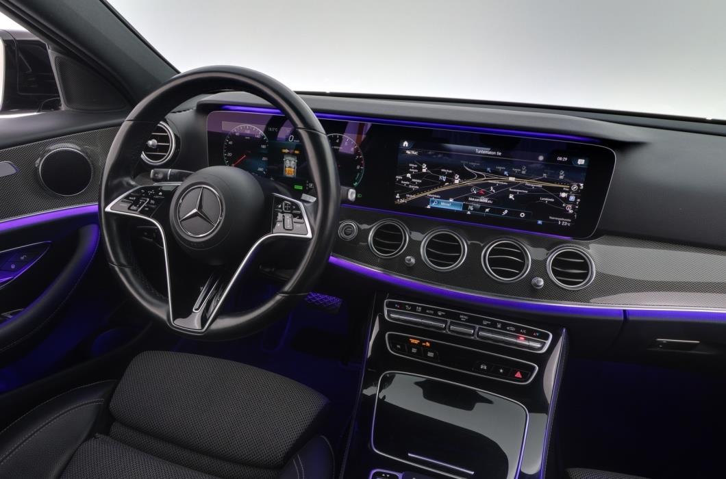 MERCEDES-BENZ E 2021