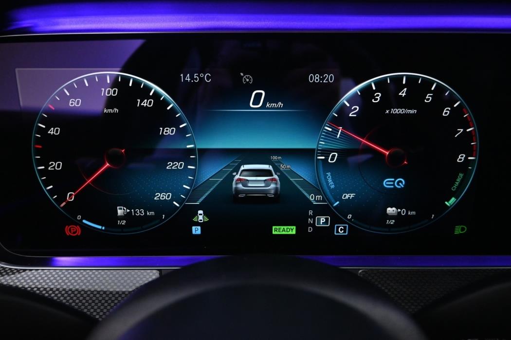 MERCEDES-BENZ E 2021