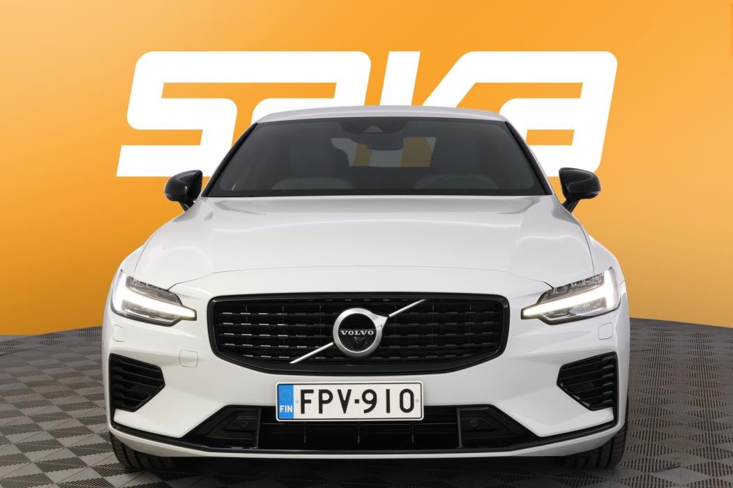 VOLVO S60 2021