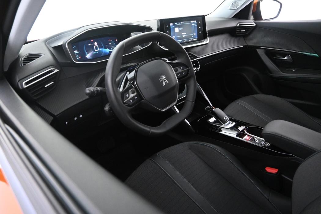 PEUGEOT 2008 2021