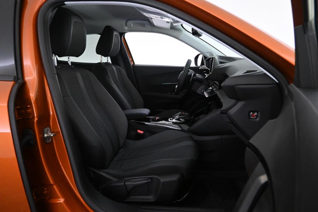 PEUGEOT 2008 2021