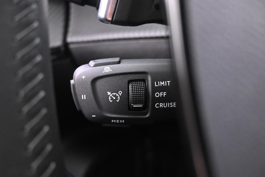 PEUGEOT 2008 2021
