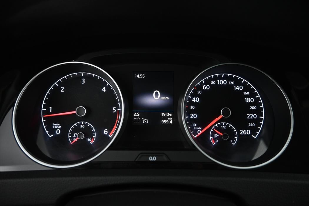 VOLKSWAGEN Golf 2017