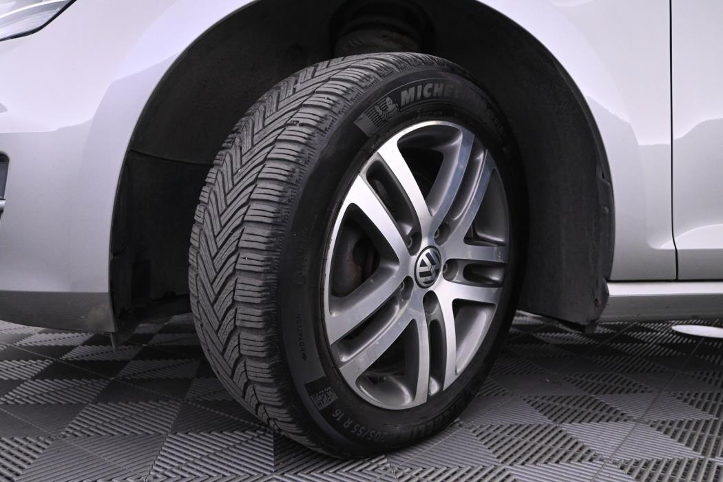 VOLKSWAGEN Golf 2017