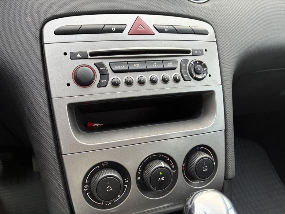PEUGEOT 308 2010