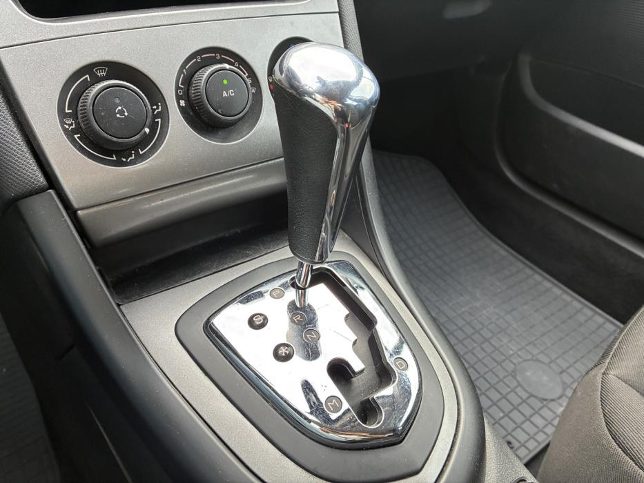 PEUGEOT 308 2010