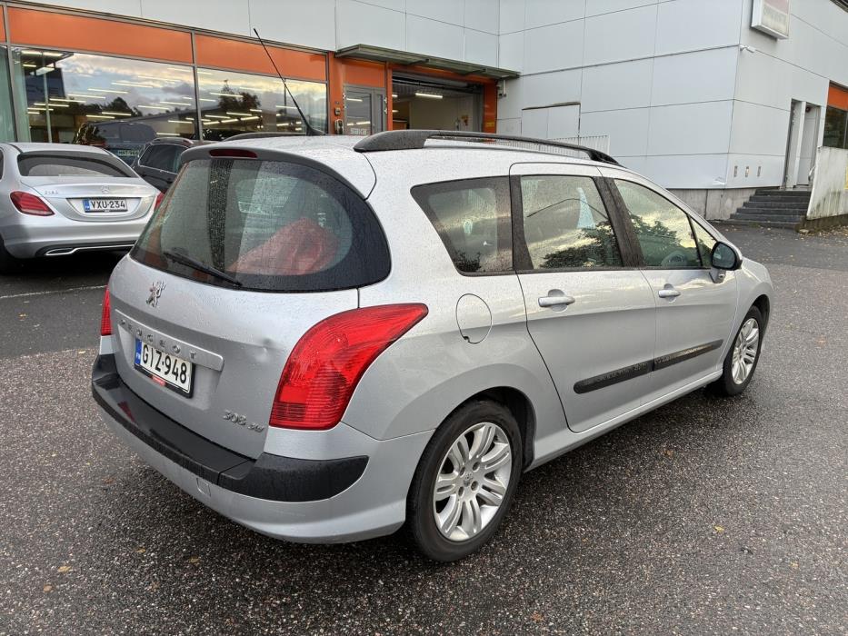 PEUGEOT 308 2010